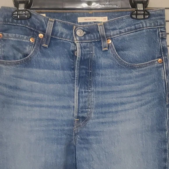 Levi's Premium 100% cotton Ribcage Flare Jeans - Picture 2 of 5